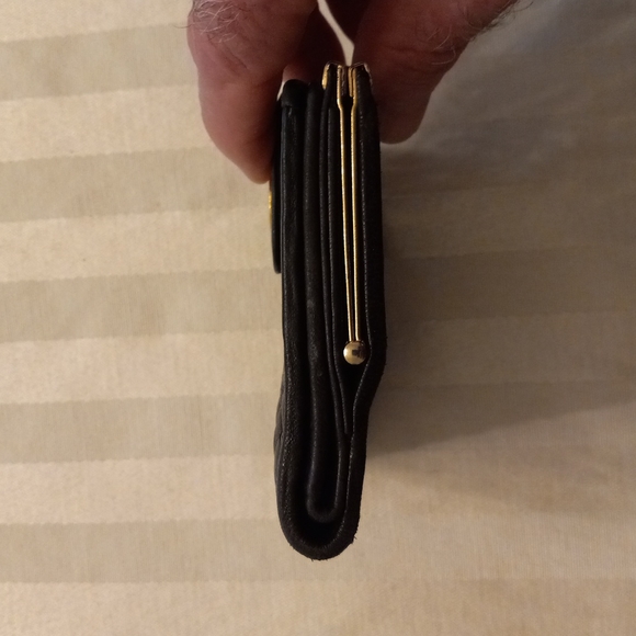 Bally Women's Leather Wallet - Picture 10 of 10